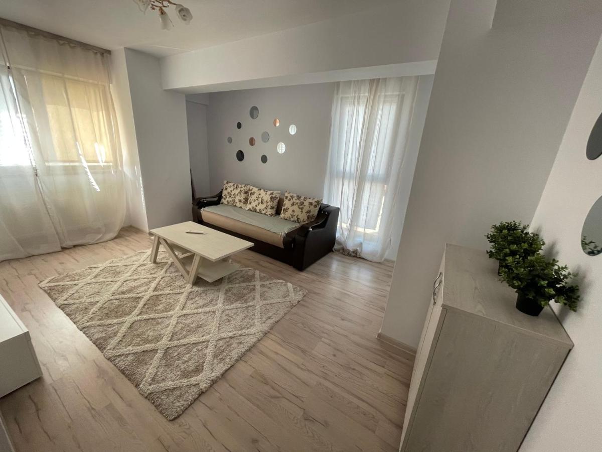 The Mirror - Quiet & Friendly Place In Copou Apartment Яш Екстериор снимка