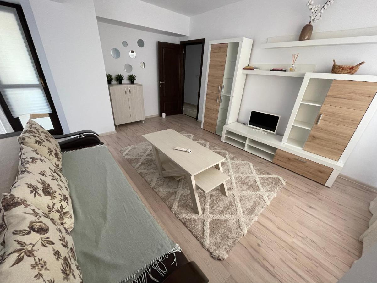 The Mirror - Quiet & Friendly Place In Copou Apartment Яш Екстериор снимка
